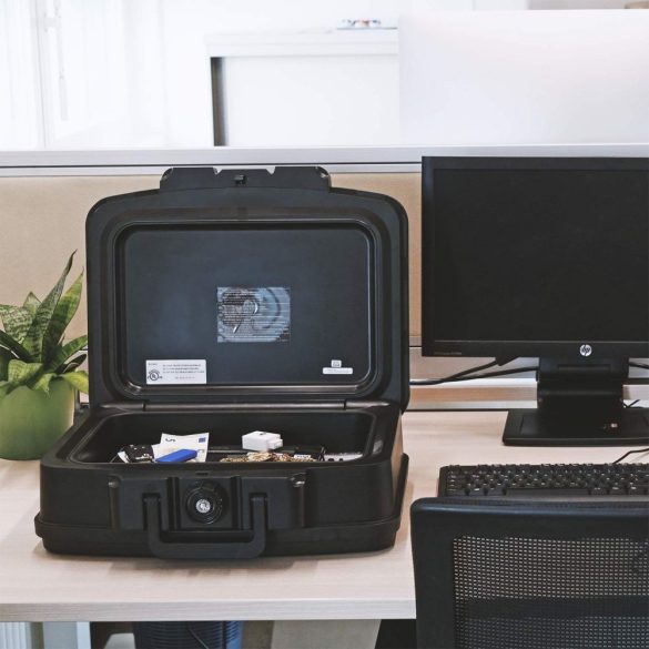  Casetă Anti-foc FIRE DATA BOX 2  închidere pe cheie-Neagră
